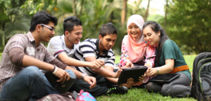 10 International Scholarships for Malaysian Students 2023-2024