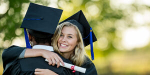 20 bachelor scholarships in the USA for International Students