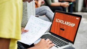 Top 10 Study Abroad Scholarships & Grants for 2024