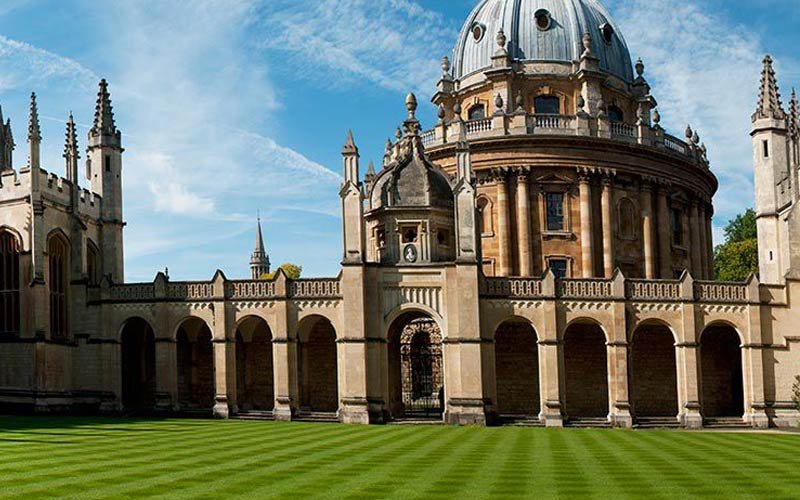 10 Best Colleges for C Average Students in the USA