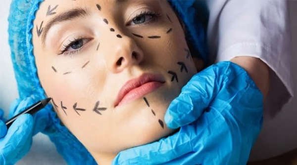 Top 10 Best Colleges for Plastic Surgery