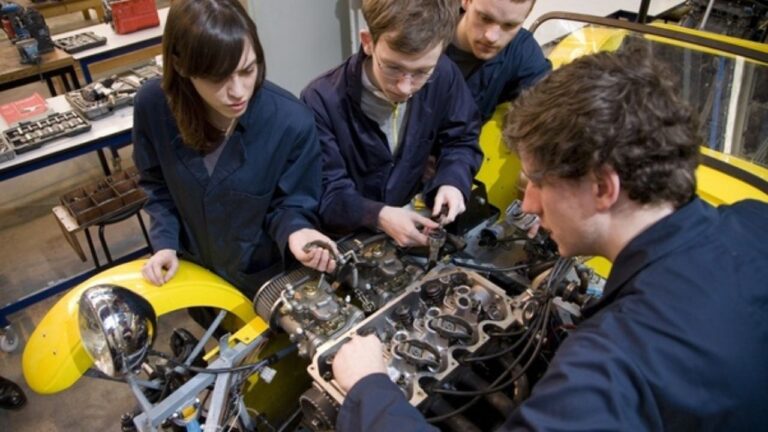 phd scholarship in mechanical engineering in canada