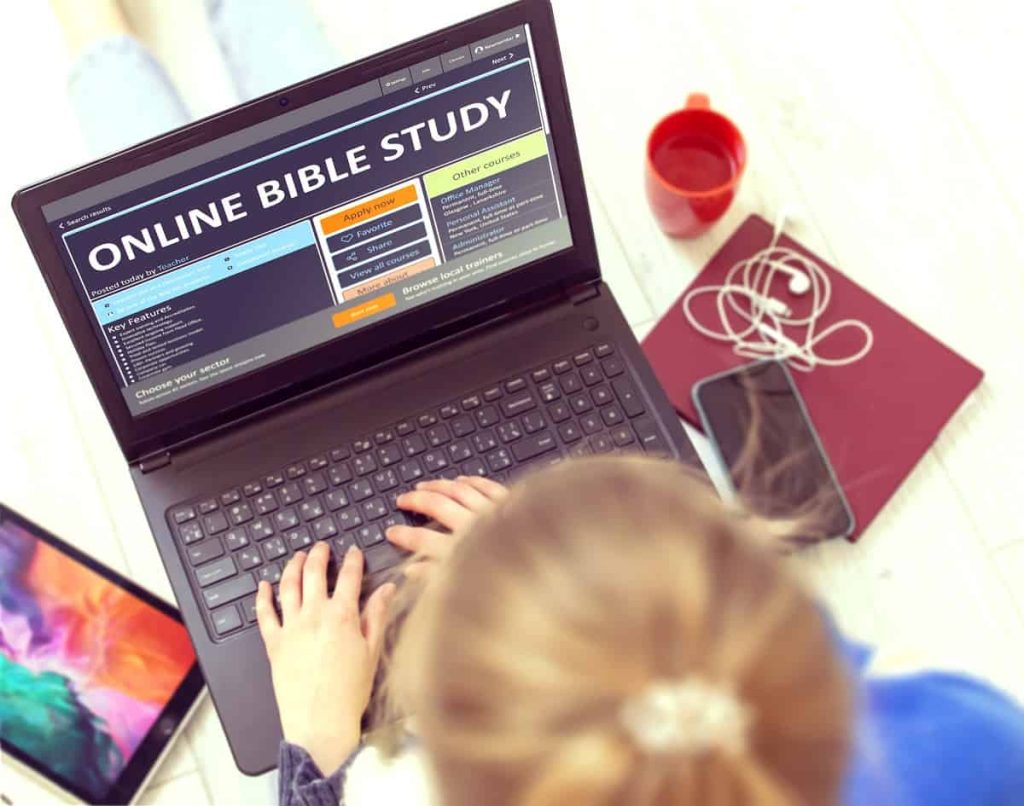 accredited pentecostal bible colleges online