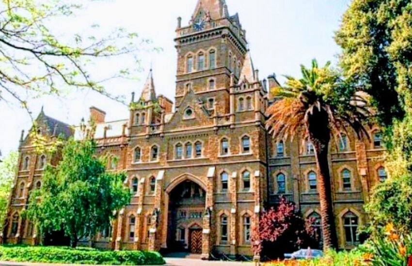 university of melbourne Total Review