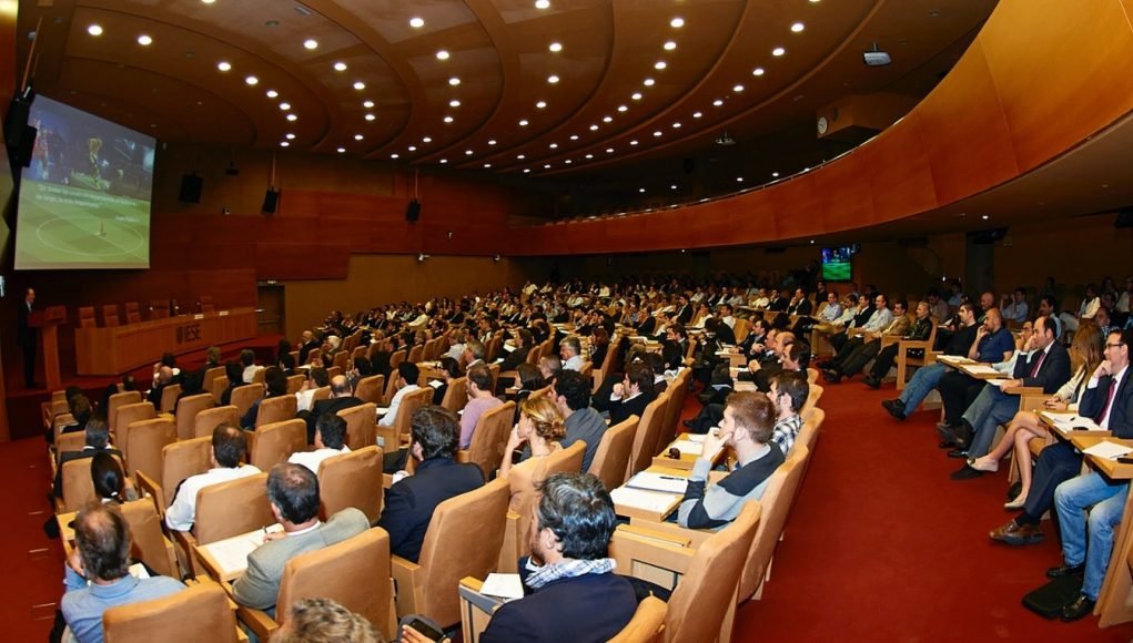 Business Conferences for International students in 2024 Scholarships Hall