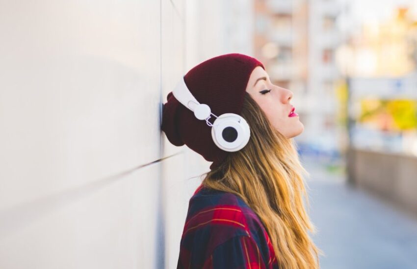 Best Music Types to Engage Your Brain