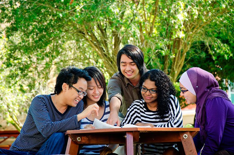 10 Master's Scholarships in Malaysia 2023-2024