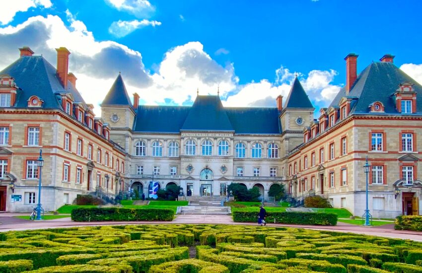 Best Universities in France for International Students Scholarships Hall