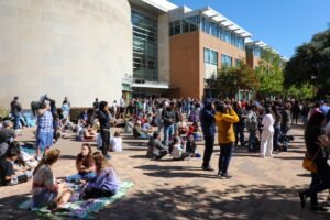 10 University of Texas at Arlington Scholarships for 2023-2024